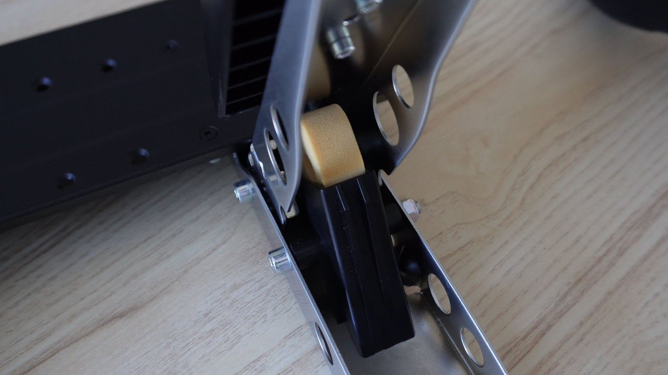 Zoom sur le système de frein d'origine du Fanatec CSL Pedals